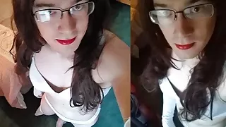 Sissy-Schlampe fast beim Wichsen von Eltern erwischt