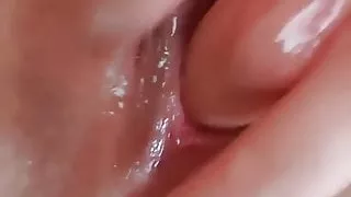 carole playing with pussy