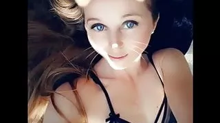 Im looking sexy with my nice smile & nice eyes