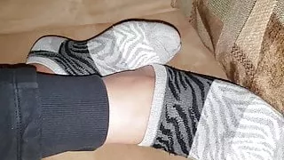 DaCaptainAndMimosa In HER FEET ARE SEXY EVEN IN SOCKS