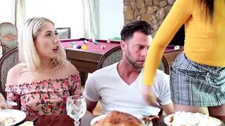 Who's Hotter- Competing For His Thanksgiving Creampie S10:E6