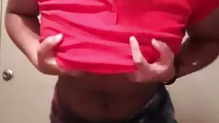 Emily Evebs show pussy