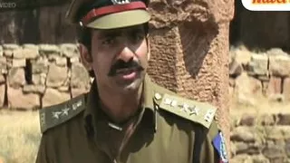 Anushka Shetty Navel Kissed & Pressed Enjoyed Must Watch