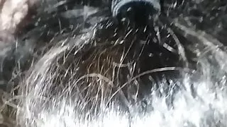 Deepthroated werden, während man ihre sexy Sohlen sieht