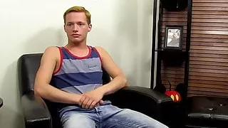 Twink Billy London slides dildo in ass and jerks cock solo