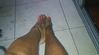 Macarena feet, to all my feet lovers
