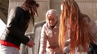 Playing with full bladder - sisi