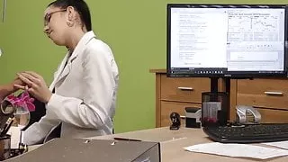 VIP4K. Brunette babe Elis Dark gives pussy to agent to buy