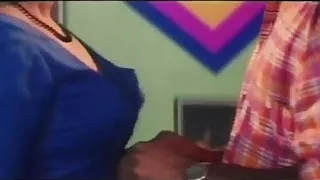 Aunty & Uncle Best Romantic Scene00