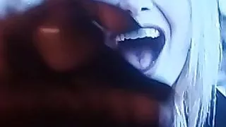 Mein lächelndes Ebony Cumtribute für Elle Fanning