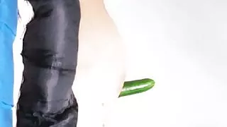 mlive girl cucmber play 01