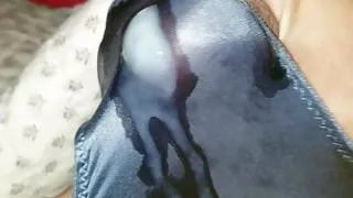 Another cum through Brazilian vs bikini