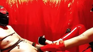 French Mistress Hand Job for Slave on Vends-ta-culotte