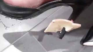 play again with her heels (messy)