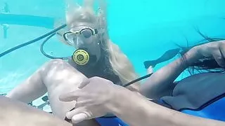 Vodichkina and Farkas underwater hot lesbians