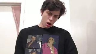 Männer haben einen großen Schwanz und viel Spaß