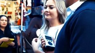 Jeune petite blonde se fait defoncer par sa bite de francais