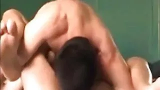 Benedicte adore quand je lui bouffe sa chatte