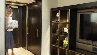 Room Survice von seiner besten Seite