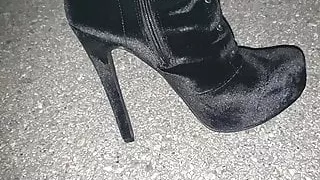New heels boots