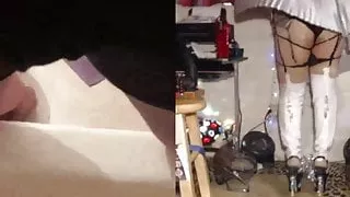 Ich ziehe mein QOS-Höschen herunter, um meinen BLACK BULL zu necken.