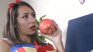 Snow White in tan pantyhose knows how to use her feet