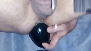 Big cumshot without arms. I'm sitting on a big plug