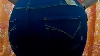 Huge ass vs jeans