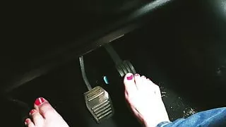 BBW barefoot driving feet pink toes pumping