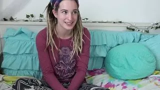 Maren Fondling Her Hairy Bush to Sweet Orgasm