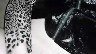 Amateur UK MILF Playing With Her New Toy