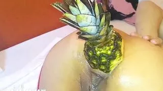 Fucking Her Ass With a Huge Pineapple