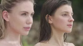 4 Nude Girls doing fotoshoot at Beach