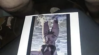 cum tributing a sexy bikini blonde