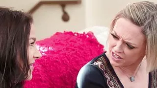 Free Spirit MILF and Niece Massaging