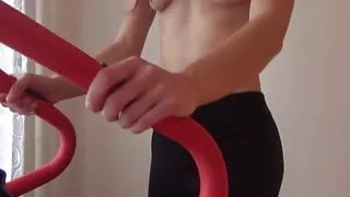 MILF shows her hairy pussy in a closeup