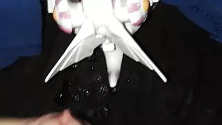 Palkia riecht mein Sperma undys und wird überrascht