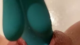 Pussy juice smacking my wife is hot