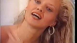 Scharfe girls mit feuchten spalten mit Tina aka Barbara Colo