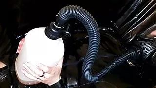 Slave Slut-Orgasma Celeste in Latex I love the smell of piss