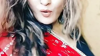 Bangladeshi Hot Aunty Ola ola