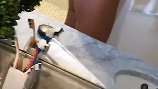 Olympipa Montana VAlance completely naked in mirror selfie 2