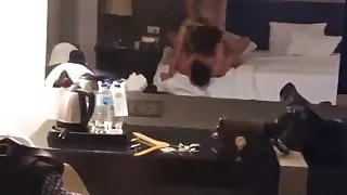 hatunu otelde tost yapiyorlar