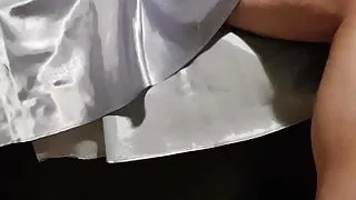 Blaues Satin Nachthemd Sperma