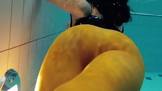 Nina Markova sexy underwater babe