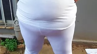 Chantelle and Colin South Africa pissing