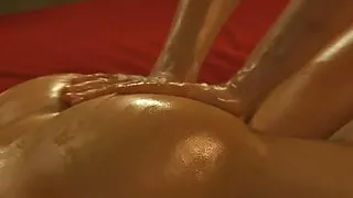 A Cock Relaxing Massage To Arouse The Feeling Of A Man
