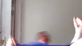 Twink ist immer hungrig nach rohem Schwanz