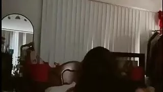 Un poco mis nalgas, para prenderlos.