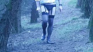 Erster kurzer Clip in den Wäldern